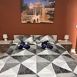 Large Penthouse In Cenrtal Area